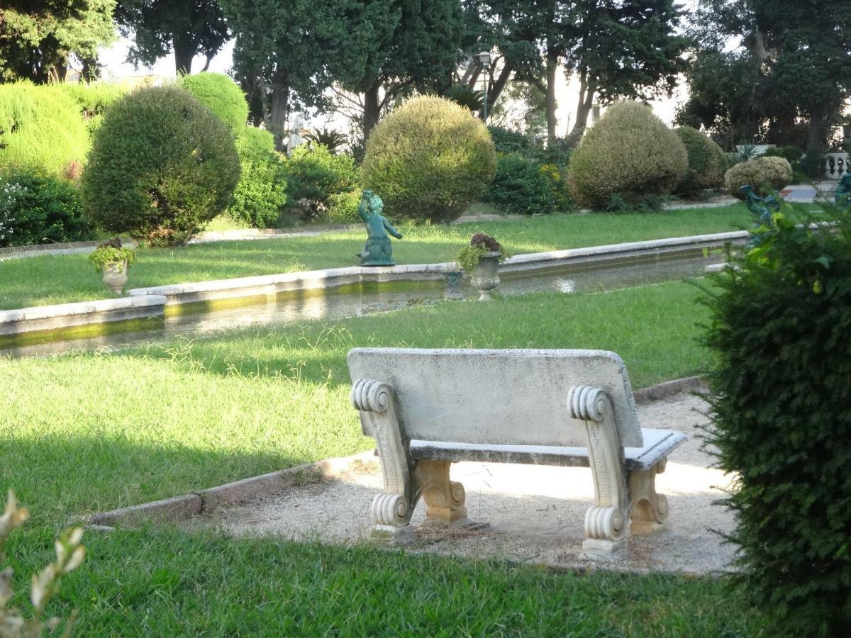 Les Grands Cedres C1 7 Avenue De Fabron Lejlighed *